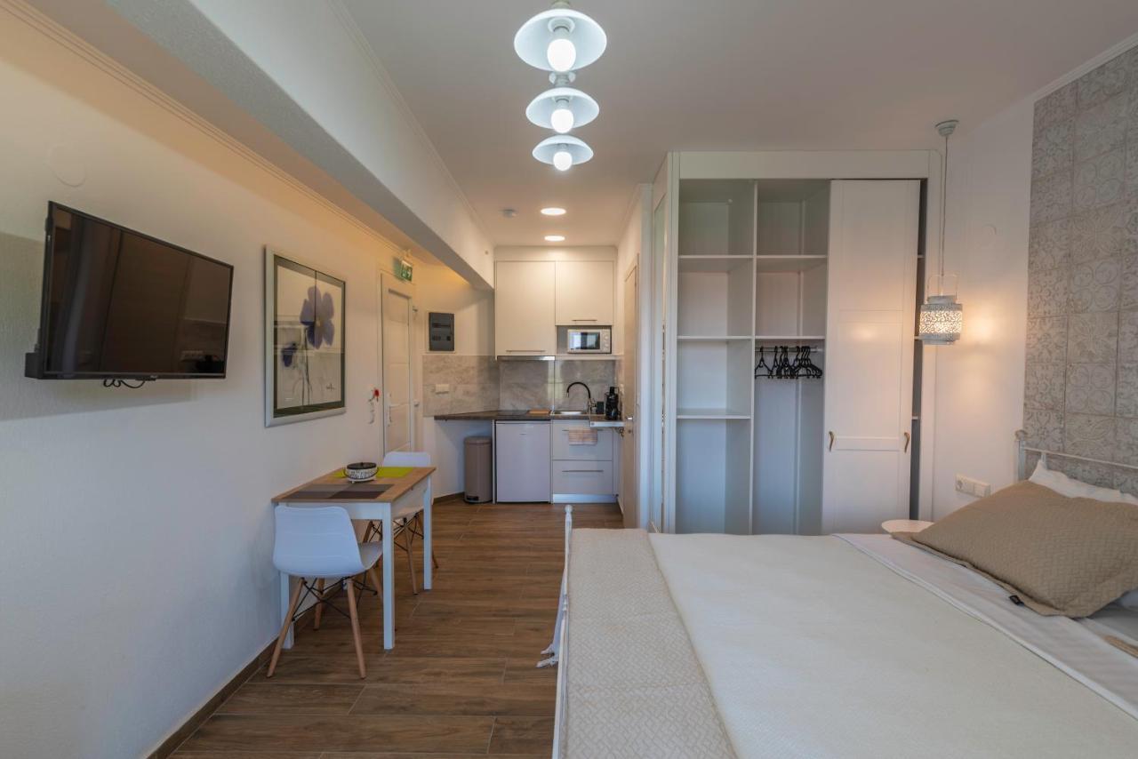 Olive Garden Villas And Apartments Khrysi Ammoudia Eksteriør bilde