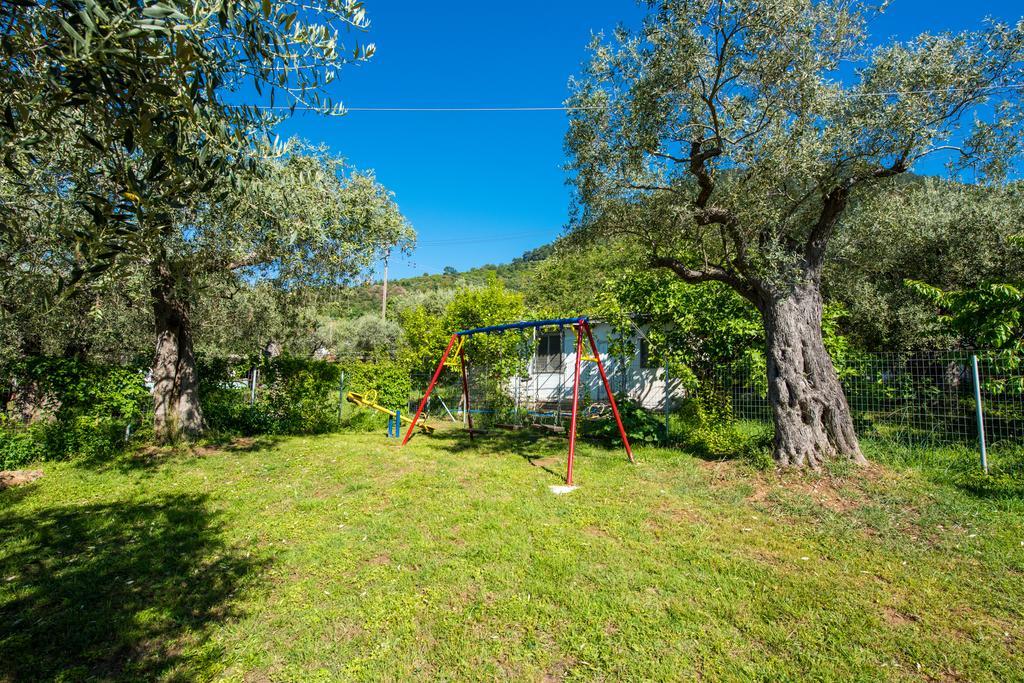 Olive Garden Villas And Apartments Khrysi Ammoudia Eksteriør bilde