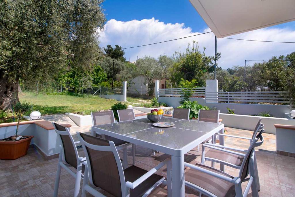 Olive Garden Villas And Apartments Khrysi Ammoudia Eksteriør bilde